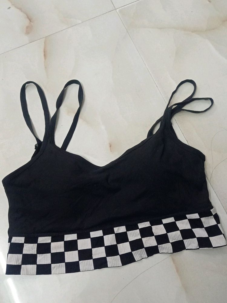 black sport bra