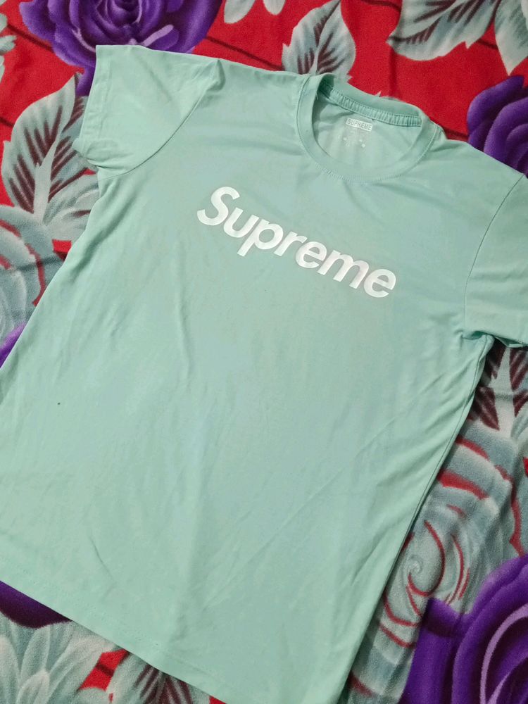 Supreme T-shirt In Good Condition..