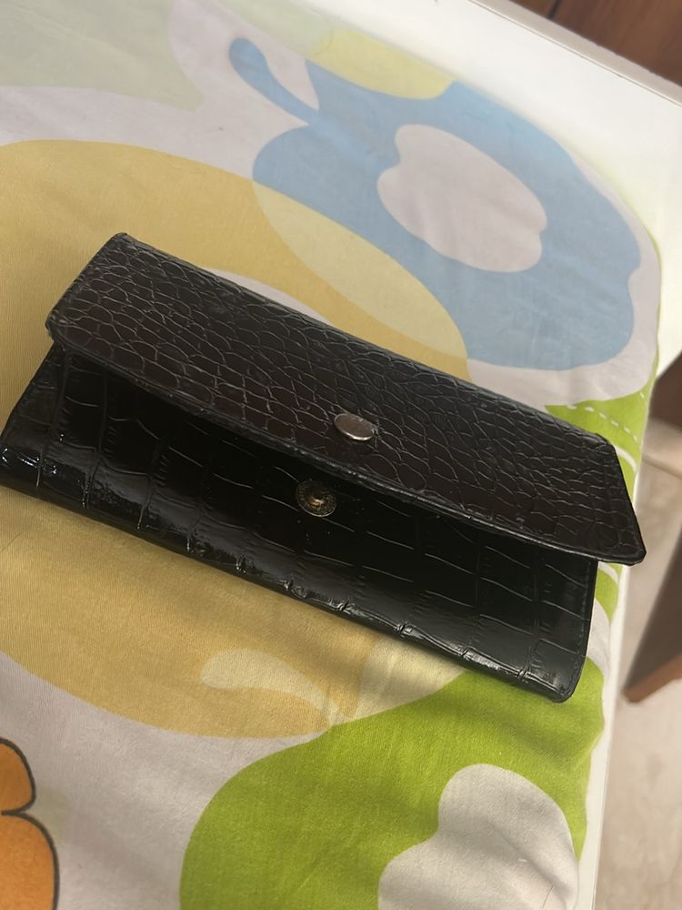 Black Women’s Wallet Or Clutch