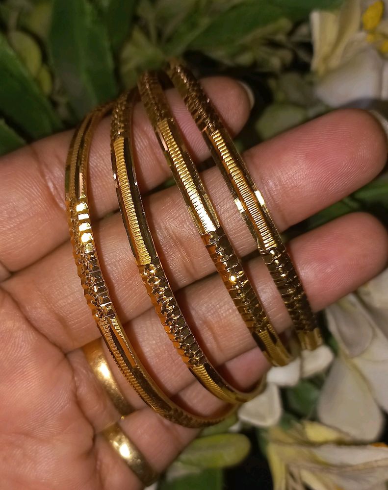 MAYAgold Bangles