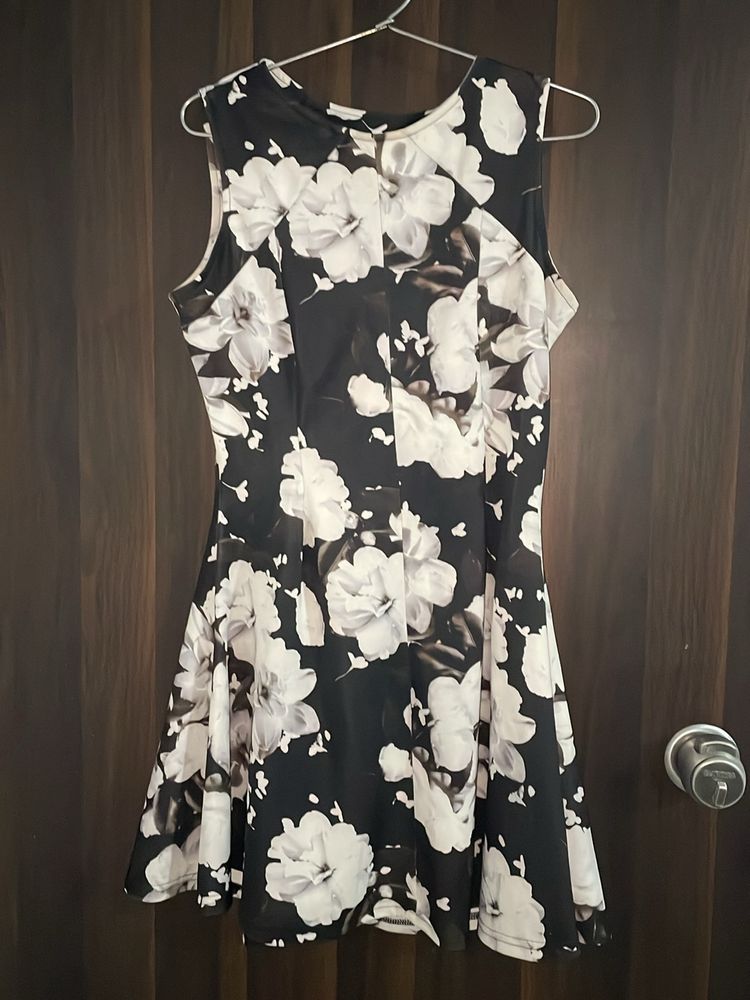 Dress Black And White Floral