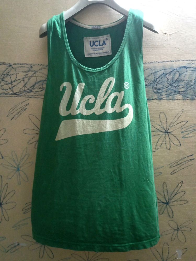 UCLA TSHIRT.