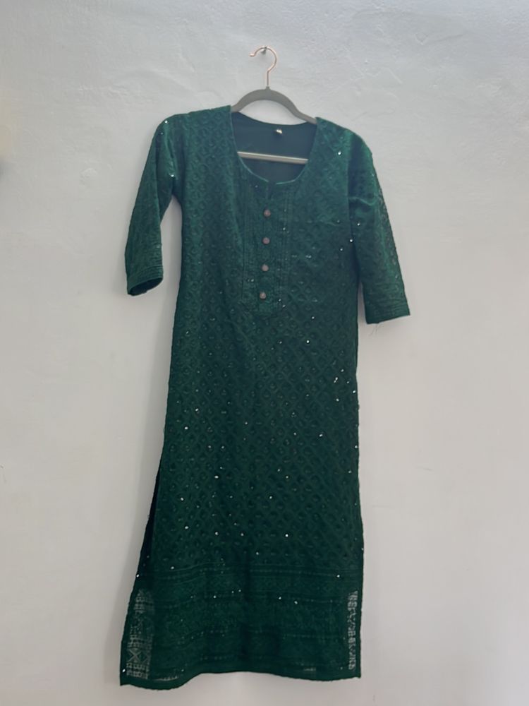 Beautiful Chikankari Kurti