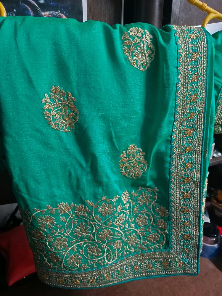 Heavy Embroidery Saree With Blouse