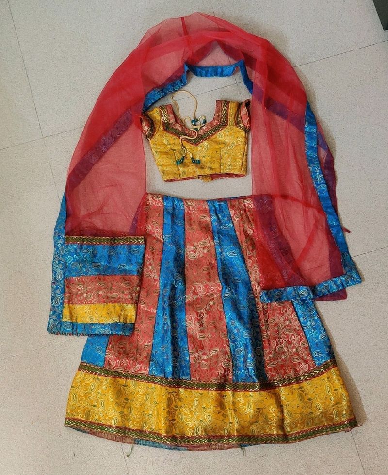 Lehenga Choli For Girls