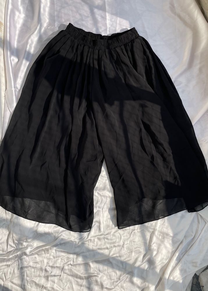 Black Pleated Skirt Shorts Plazo