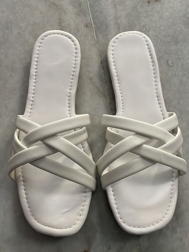 Women Stylish Trending Fancy White Slipper