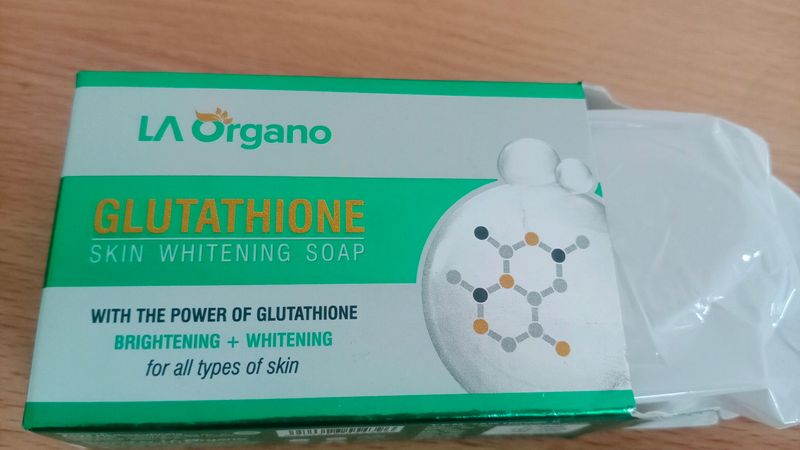 New Unopened LA Organo Skin Whitening Soap