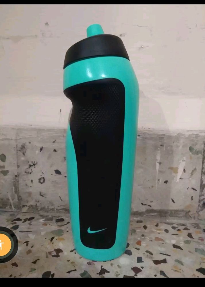 Nike Bottle