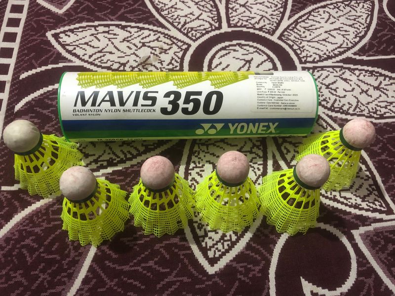 Yonex Mavis-350