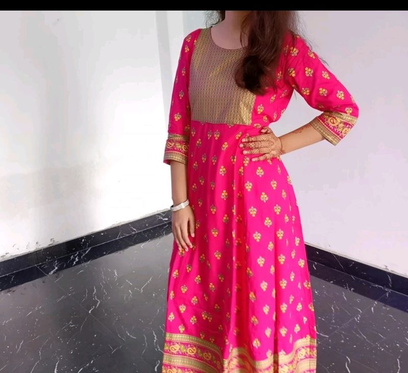 Beautiful Pink Kurti