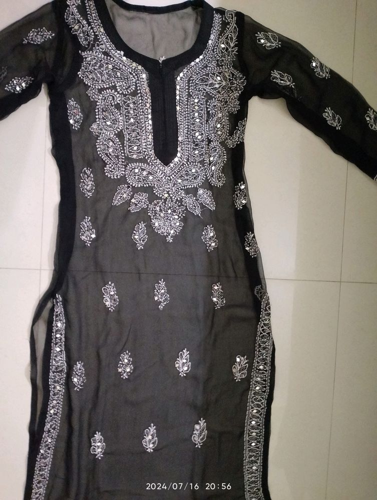 Chikankari Kurta