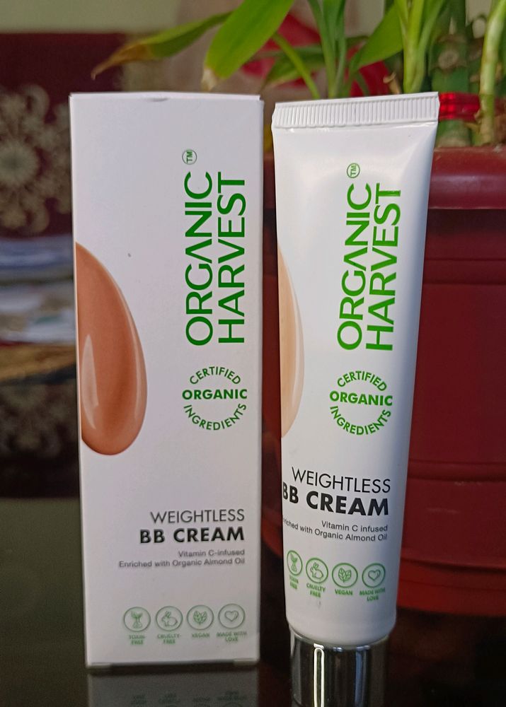 Organic Harvest Weightless BB Cream: Natutal