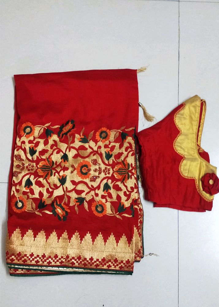 Heavy Red Saree With Designer Blouse