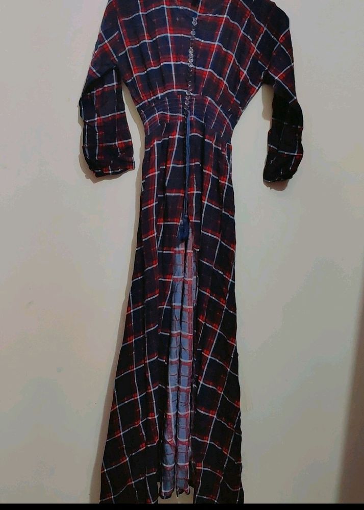 Red & Navy Blue Check Print Long Front Cut Open Ku