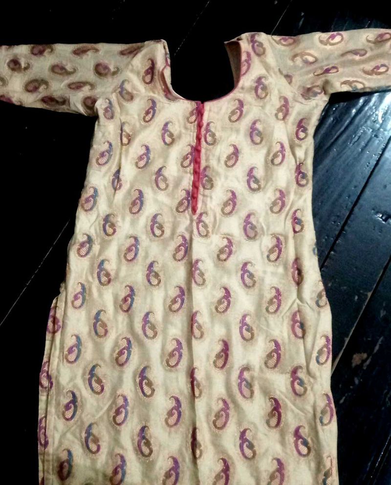 Women Kurtas