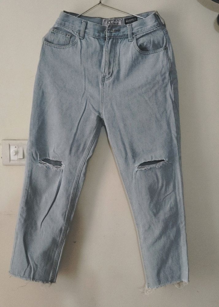 STRAIGHT FIT JEAN ( LIGHT BLUE COLOR)