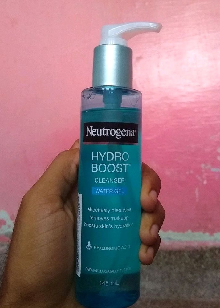 Neutrogena Hydro Boost Cleanser & Benton Steam Cre