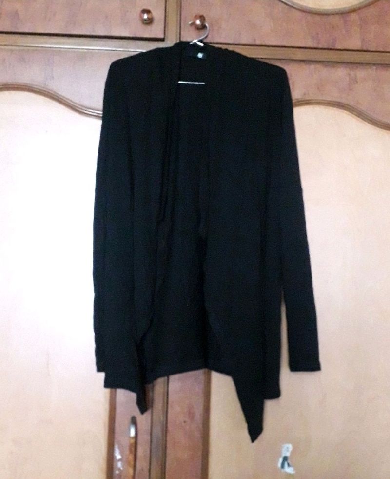 Black New Shrug