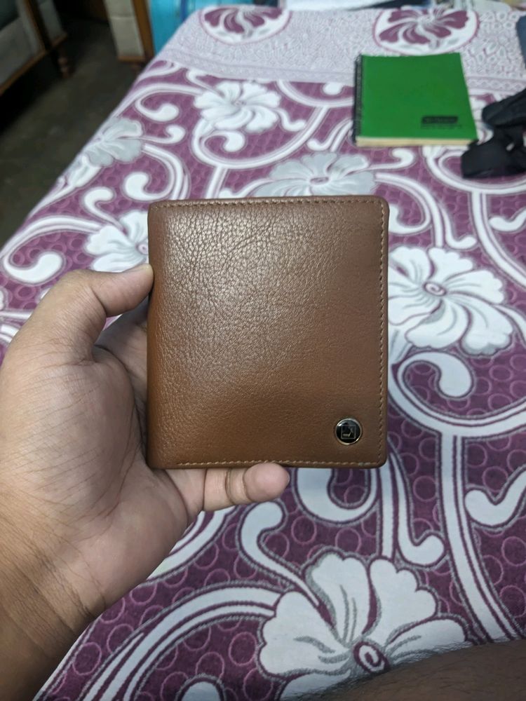 DA Milano Premium Quality Wallet Unused