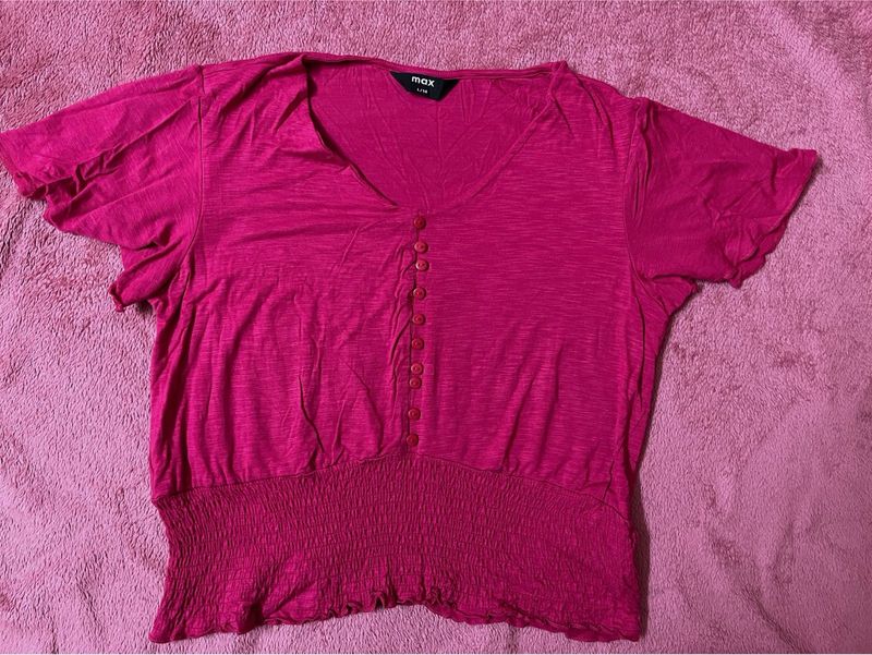 Every girl deserves a pink top<3