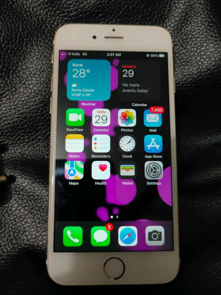 I Phone 6s Gold Colour