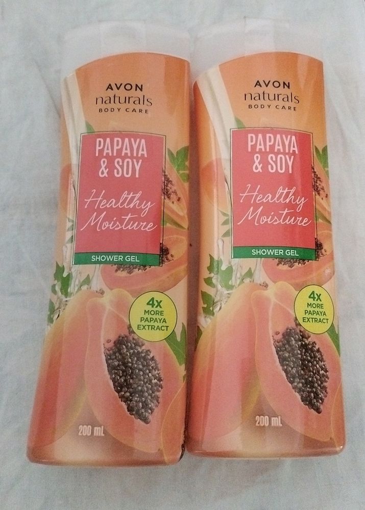 Avon Naturals Papaya & Soy Shower Gel Combo.