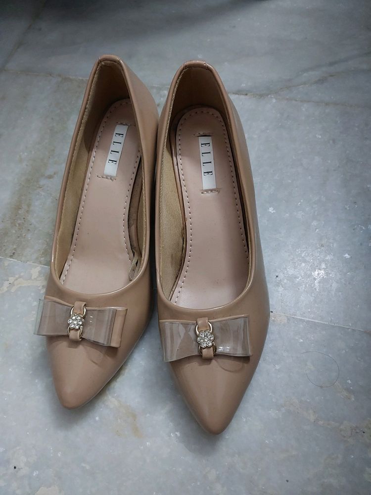 ELLE pump Heels