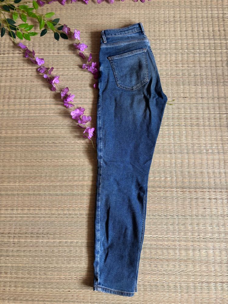 High Rise Jeans