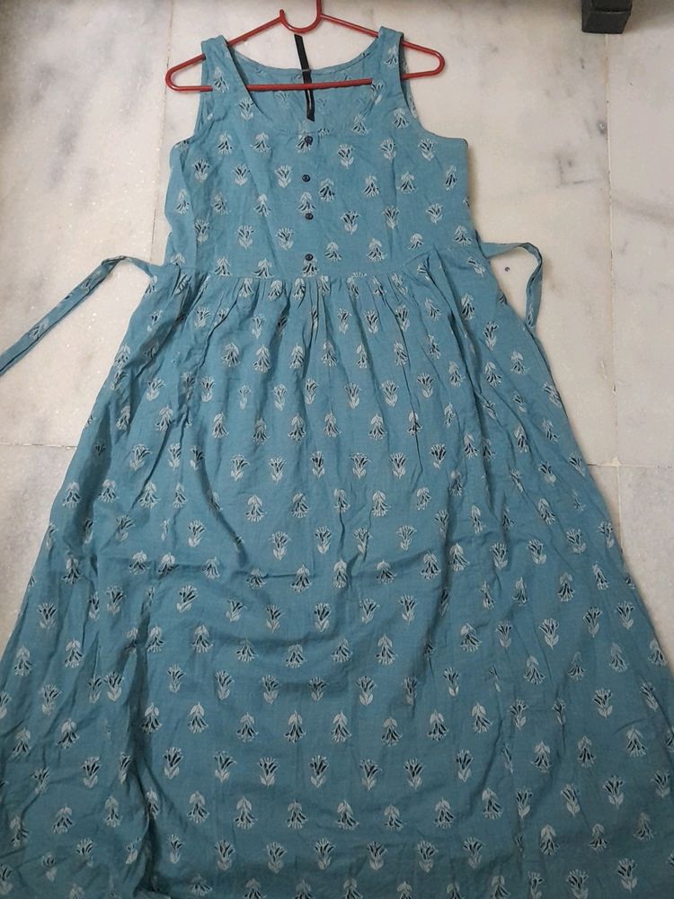 Pure cotton stylish Here&Now dress....too good qua