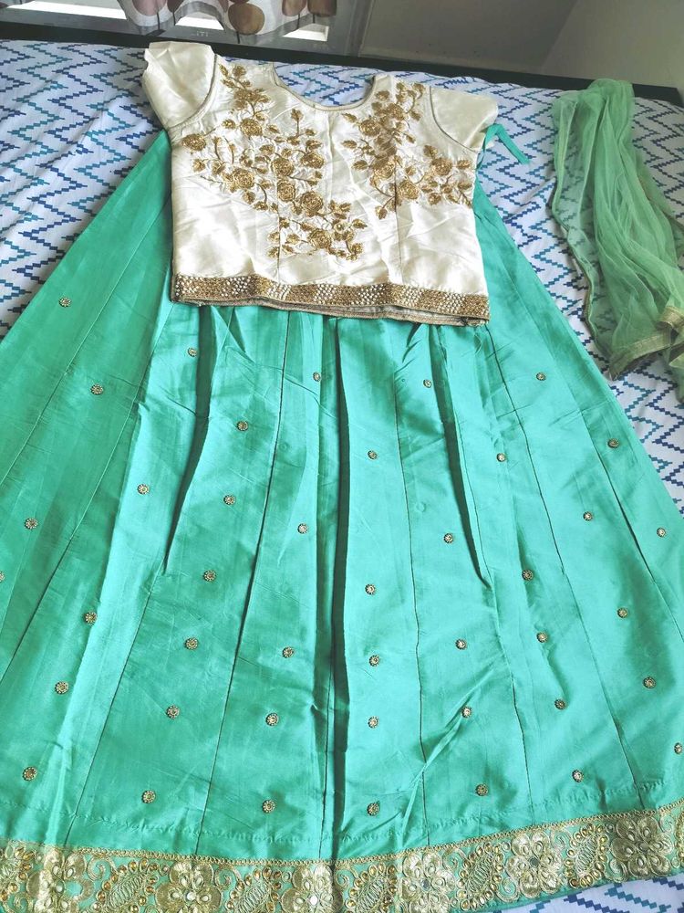 Lehanga Choli With L Size