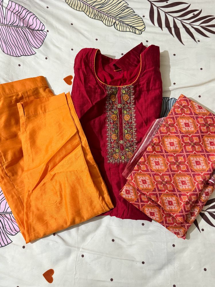 Tailored Silk Kurta And Dupatta Set.