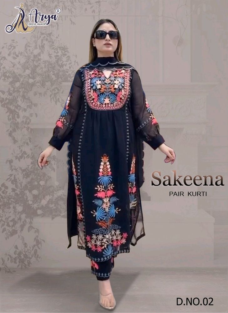 👗SAKEENA PAKISTANI THREE PCS FANCY SUIT👗