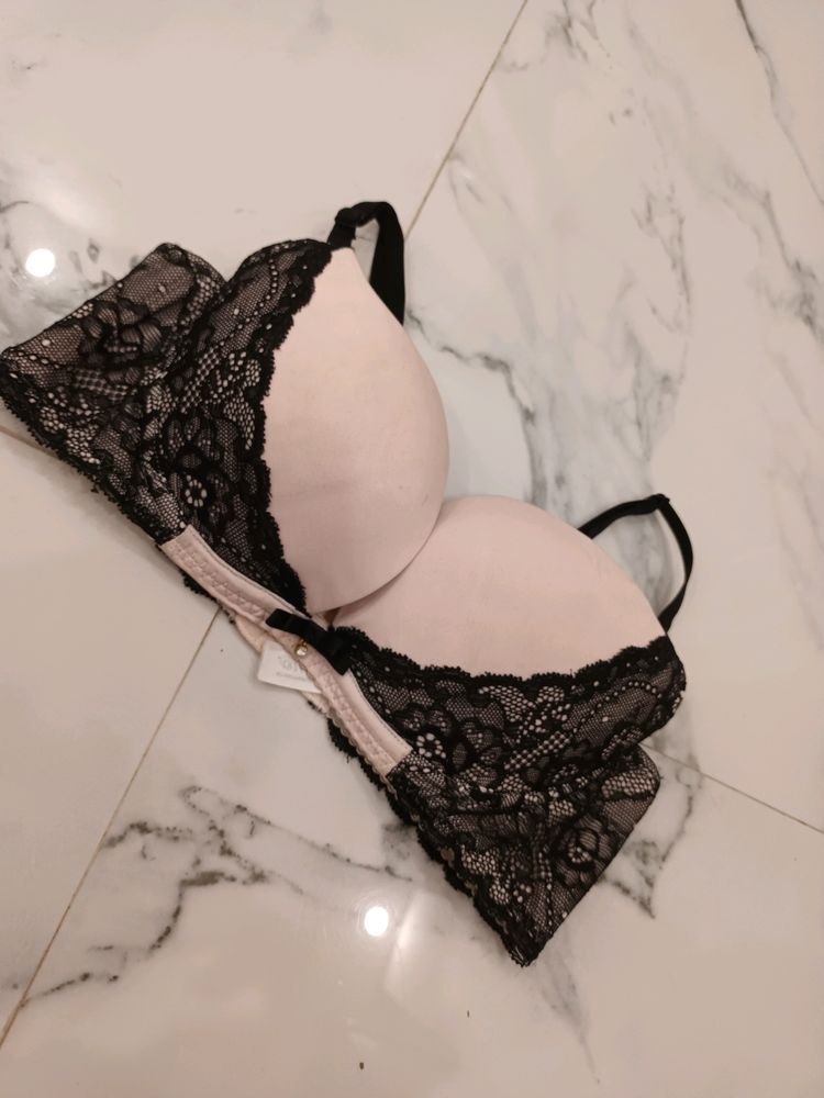 Padded Branded Bra...70D