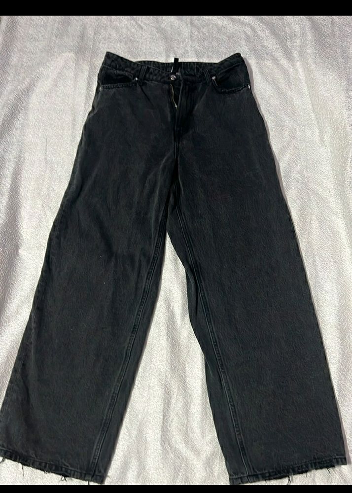 H&M BAGGY STRAIGHT FIT DENIM JEANS