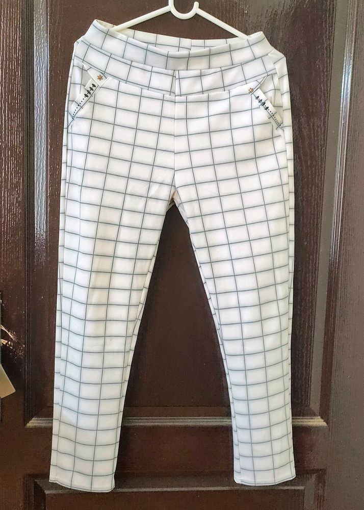 A Beautiful White Checked Crop Pant For Women.