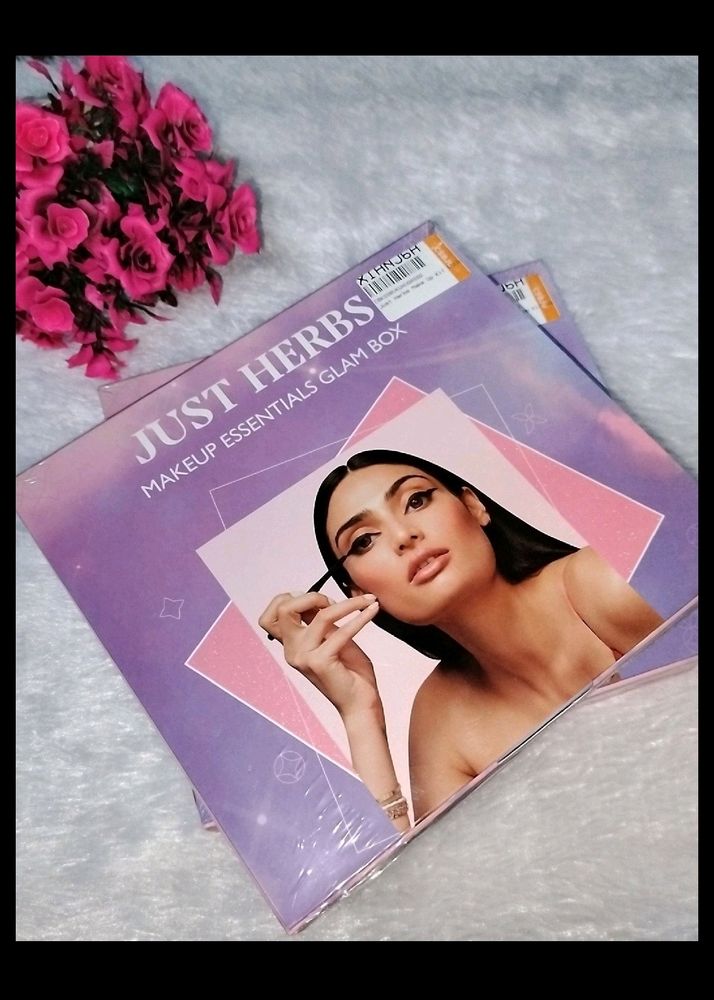 (Sealed)Just Herbs Makeup Essential Glam Box