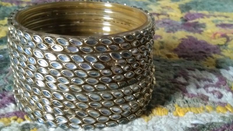 Glass bangles