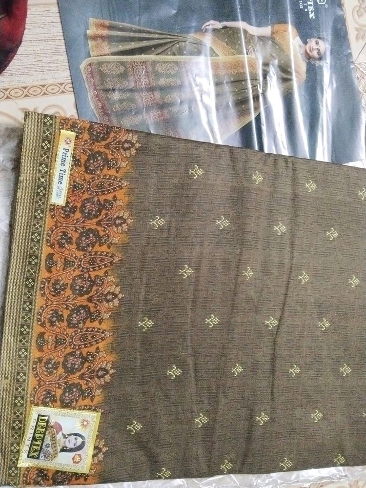 Cotton Saree With Contrast Blouse