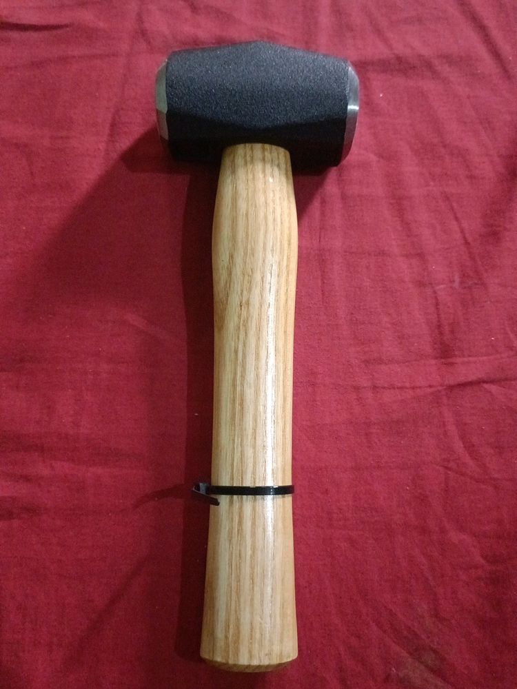 Hammer with Wooden Handle 25LB