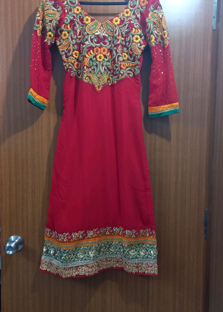 Red Kurta