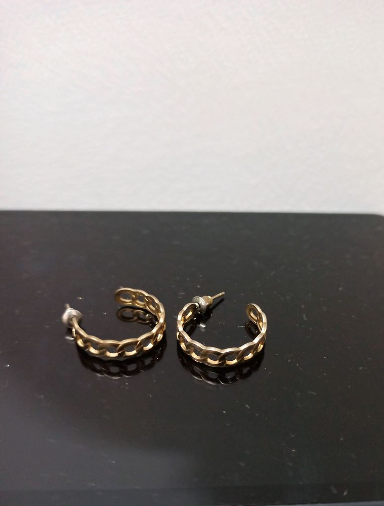 Chain Design Half Hoop Earrings