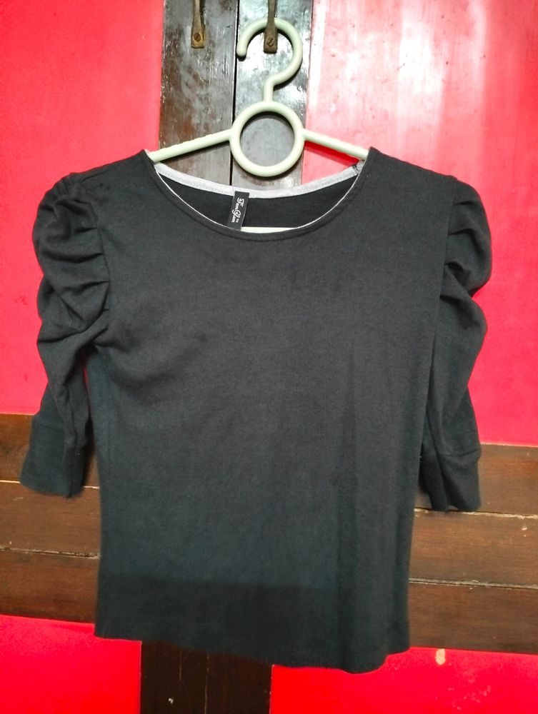 Black Causual Top