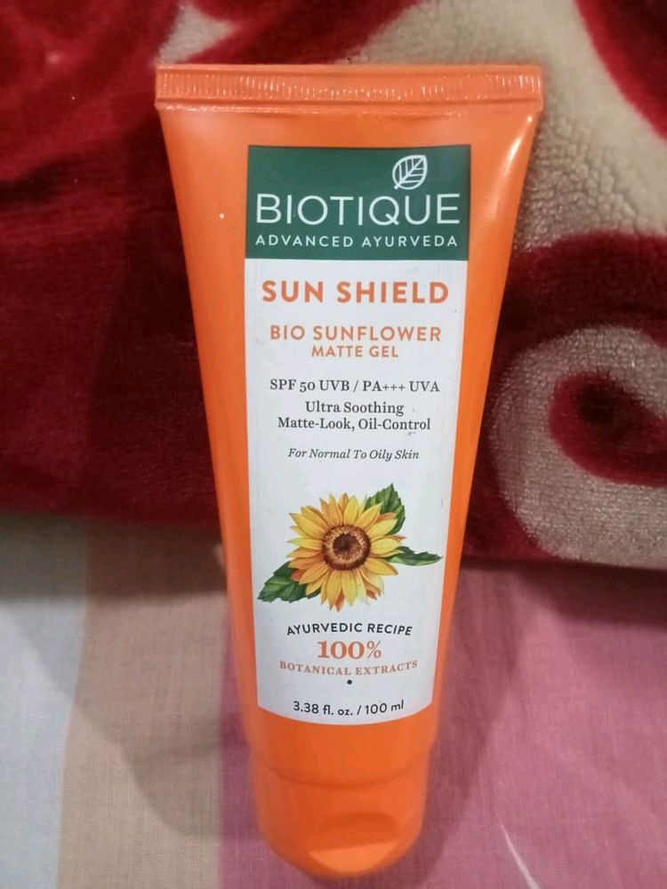 MEGA OFFER FLAT 25% OFF BIOTIQUE SPF 50 UVB