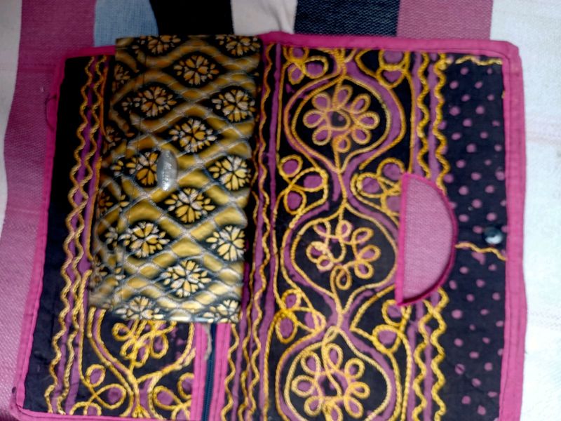 Combo Of Hand Purse And Hanle Bag