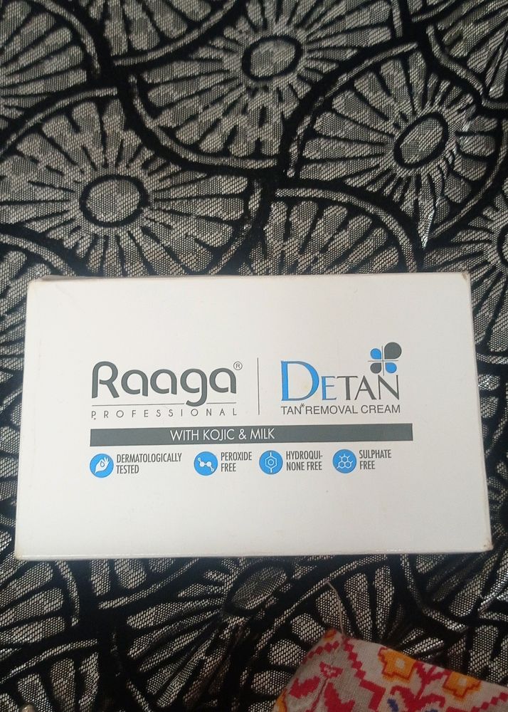 Raga Professional Detan Tan Removal