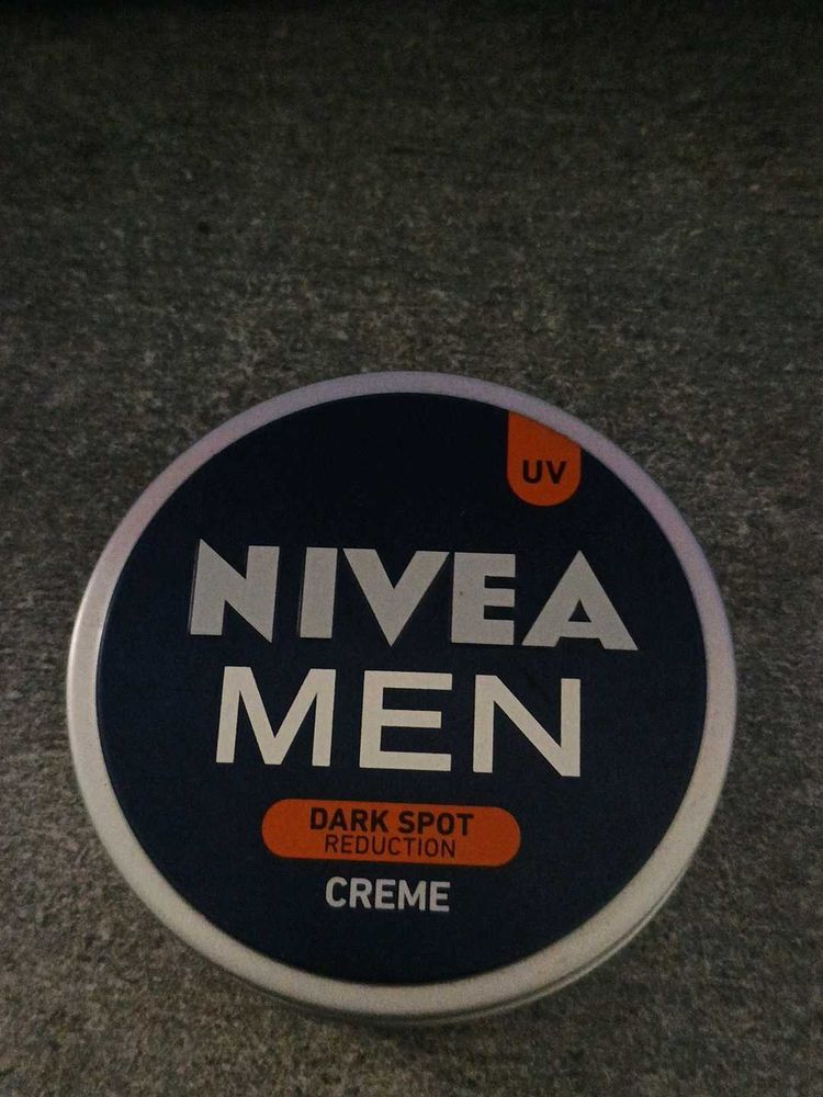 Nivea MEN Dark Spot Reduction Creme