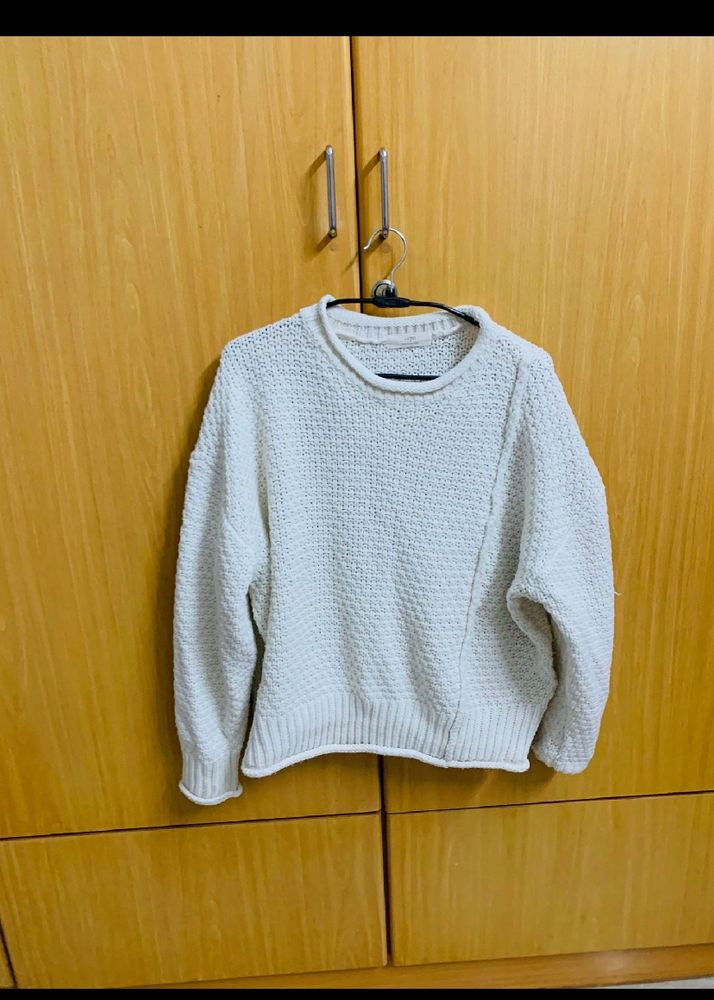 Knitted Cepo International Brand Sweatshirt