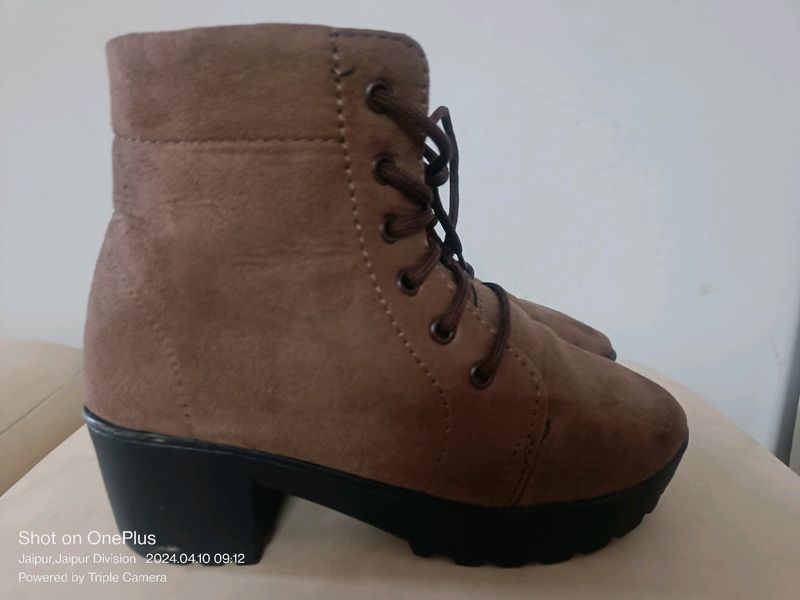 Boots For Girls And Woman