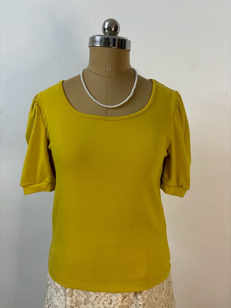 Tokyo Talkies yellow Top